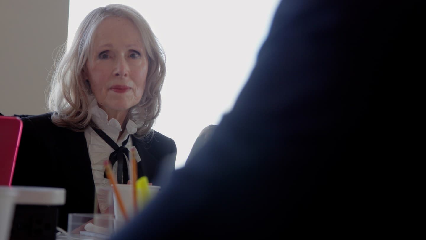 Kusurlu ama sempatik E. Jean Carroll Doc