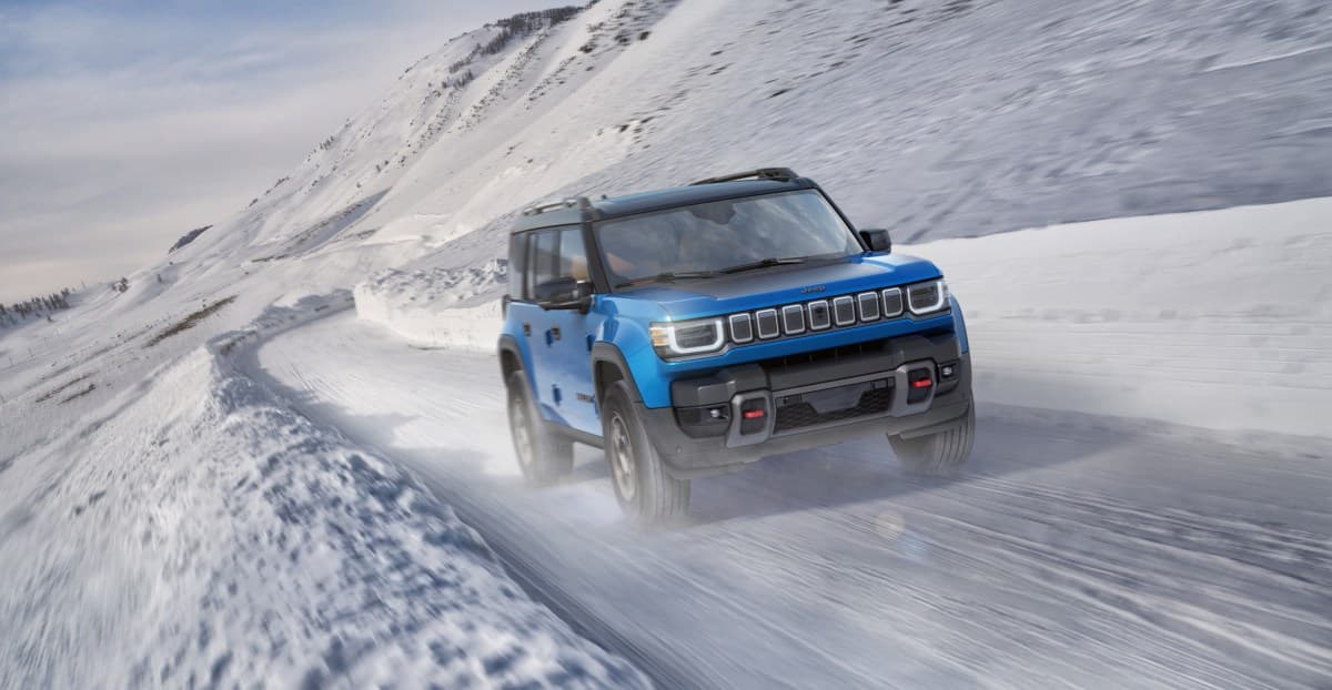 Jeep Recon yaşıyor | eşik