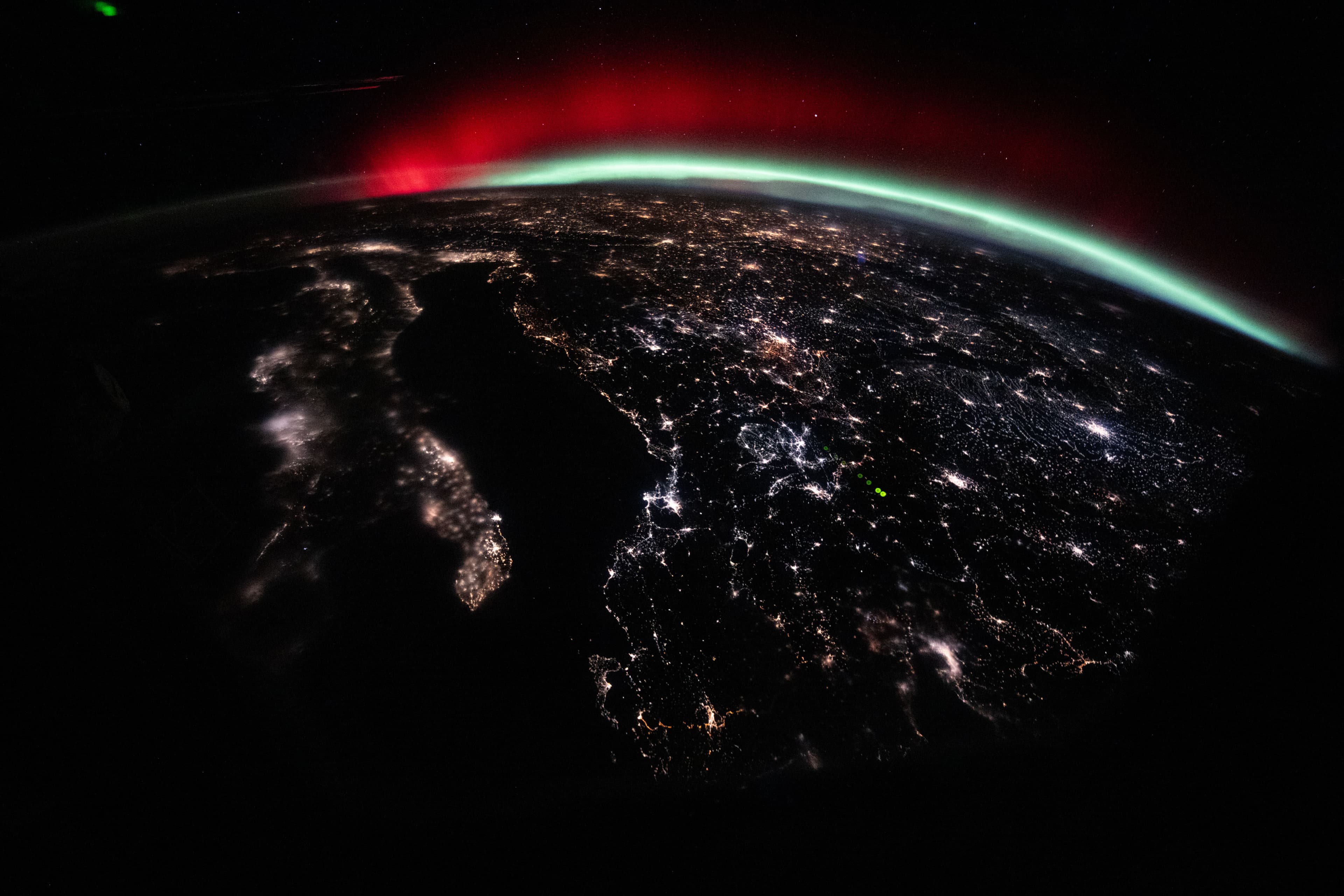 Kırmızı, Yeşil Işık Gösterisi - NASA