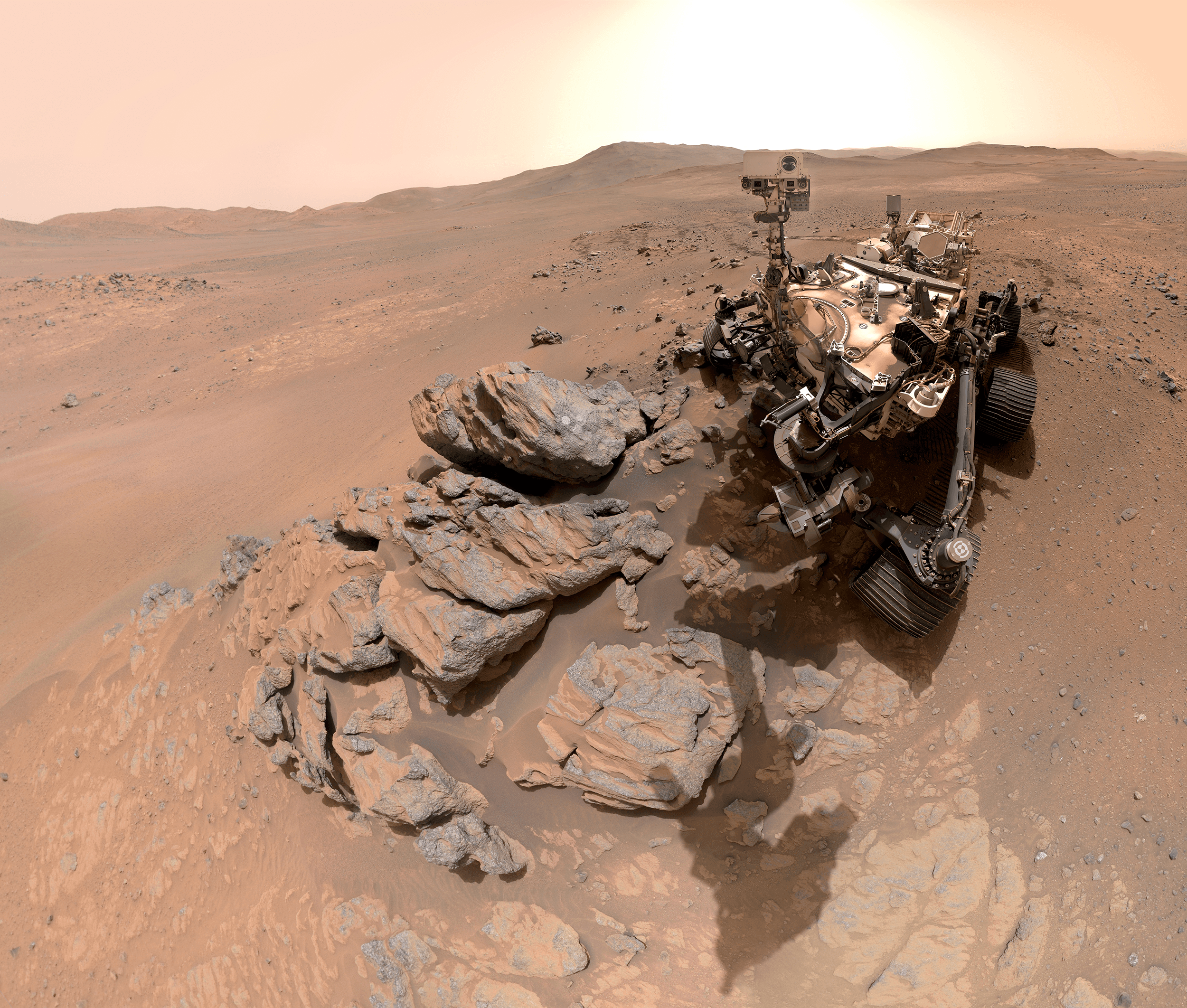 Yeni Selfie'de Azim Sersemletiyor