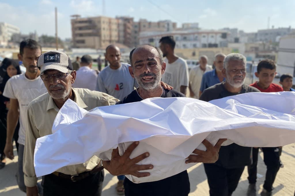 Gaza death toll since dawn rises to 62