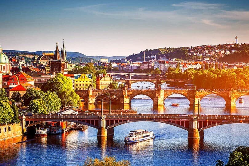 Masal Gibi Karnaval Şehri  | Çek Cumhuriyeti, Prag'a Gidecekler Önce Buraya Bakmalı