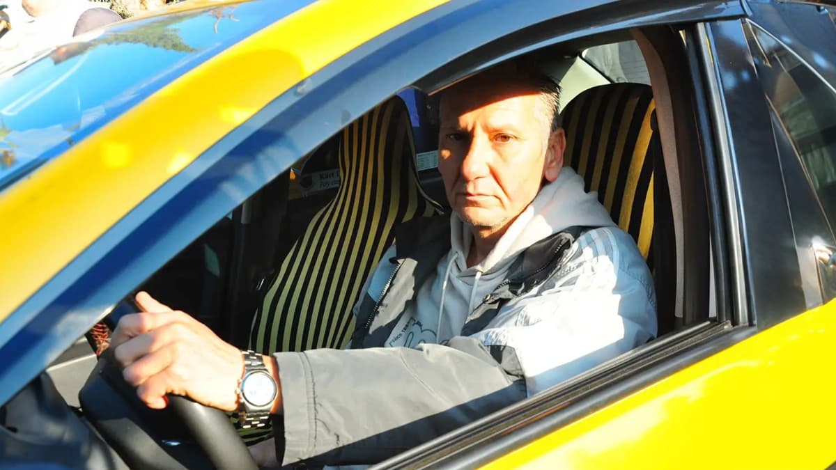 Manisa'da Taksiciye Bıçaklı Gasp Girişimi