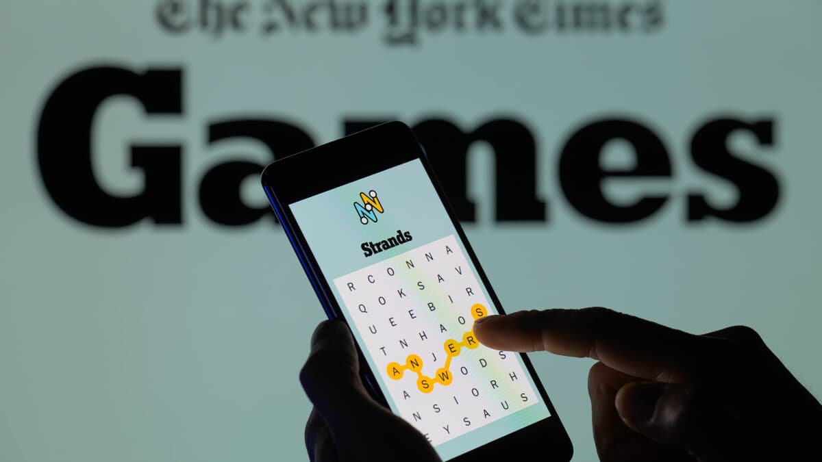NYT Strands hints, answers for August 30