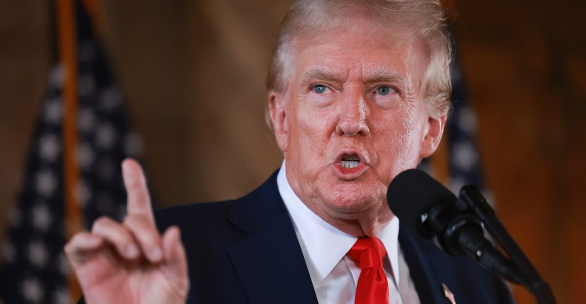 Trump says Iran hacked his campaign